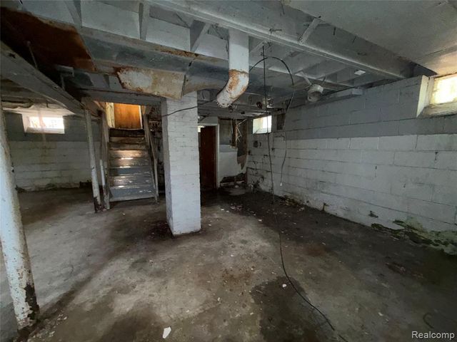11975 Hamburg Street, Detroit, MI 48205