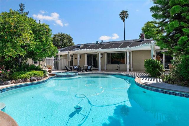 925 S Baywood Avenue, San Jose, CA 95128