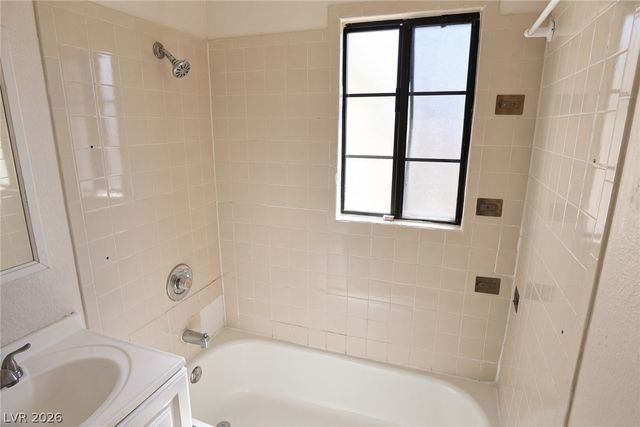 123 West Victory Road, Henderson, NV 89015