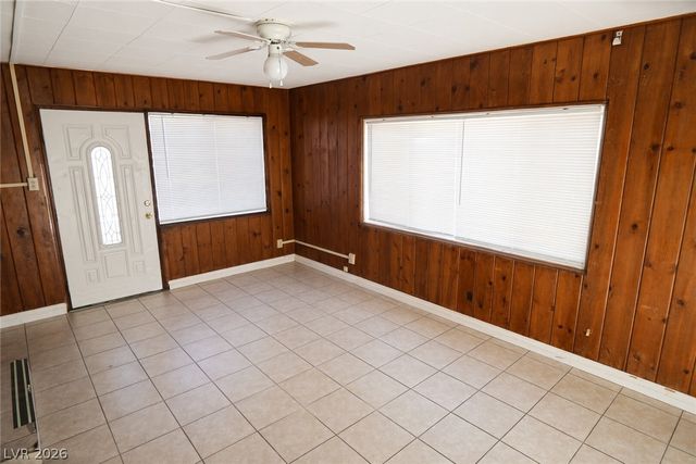 123 West Victory Road, Henderson, NV 89015