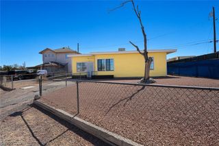 123 West Victory Road, Henderson, NV 89015