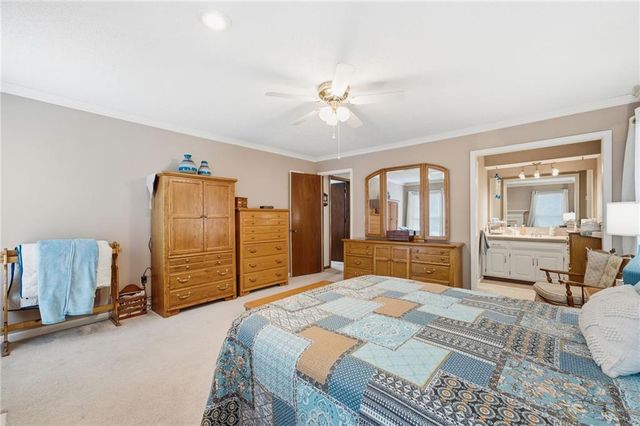 1153 E Frontier Lane, Olathe, KS 66062