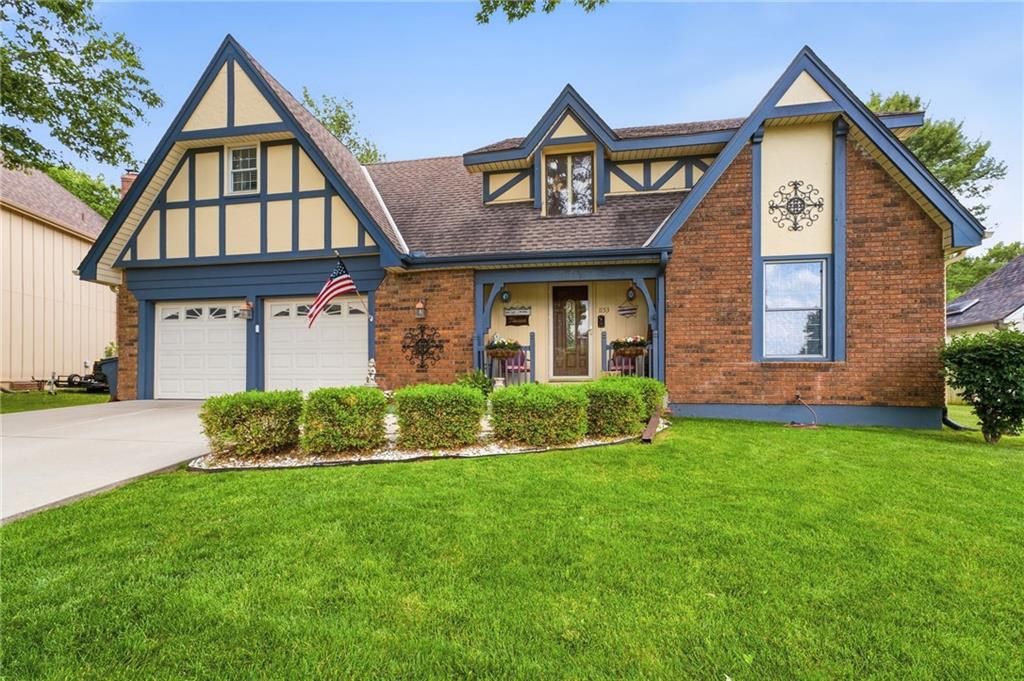 1153 E Frontier Lane, Olathe, KS 66062
