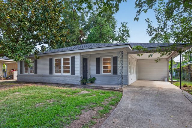 3843 Greenway Place, Shreveport, LA 71105