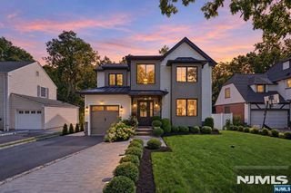 11 Marquette Road, Montclair, NJ 07043
