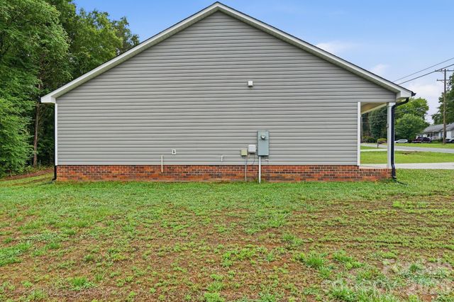 3221 Roberta Road, Concord, NC 28027