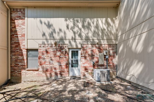 6122 Cypress Point Drive, Garland, TX 75043