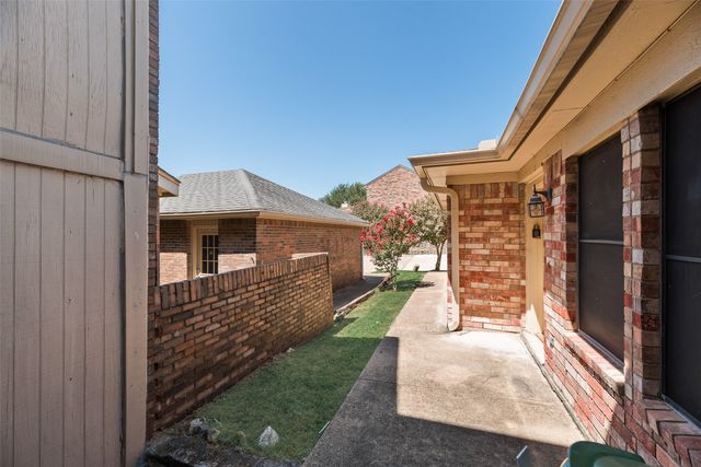 6122 Cypress Point Drive, Garland, TX 75043