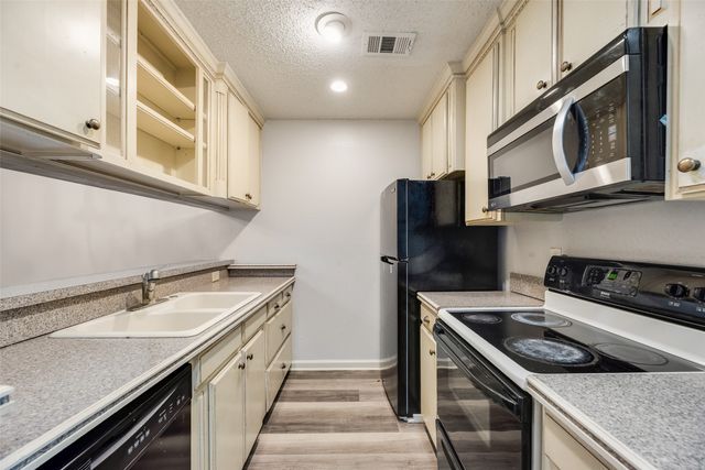 6122 Cypress Point Drive, Garland, TX 75043
