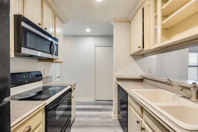 6122 Cypress Point Drive, Garland, TX 75043