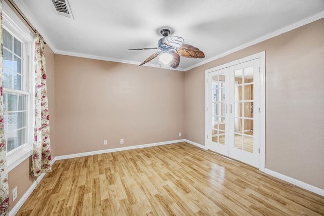 2221 Floral Avenue, Selma, CA 93662