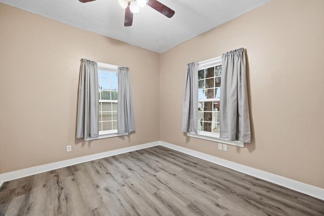 2221 Floral Avenue, Selma, CA 93662