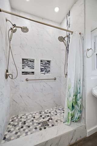 2221 Floral Avenue, Selma, CA 93662