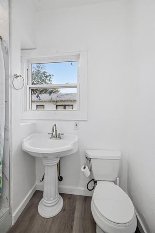 2221 Floral Avenue, Selma, CA 93662