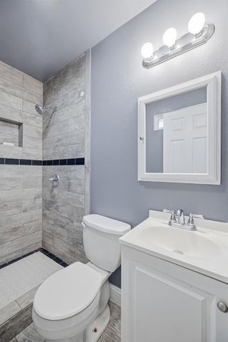 2221 Floral Avenue, Selma, CA 93662