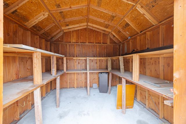 2221 Floral Avenue, Selma, CA 93662