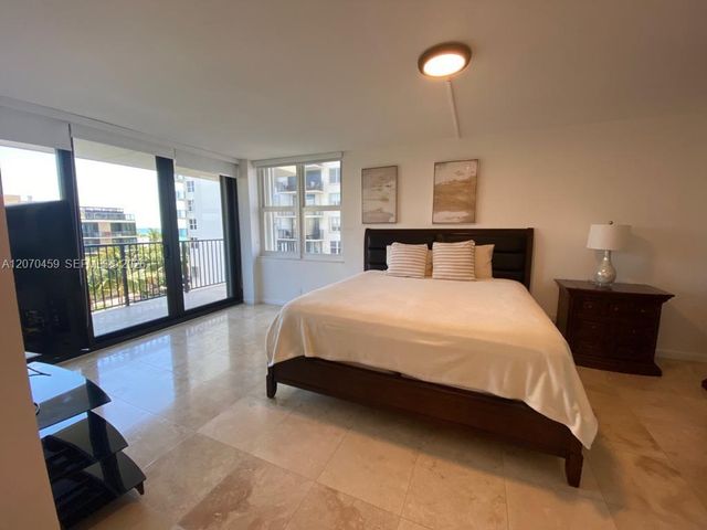 2101 S Ocean Drive 501, Hollywood, FL 33019