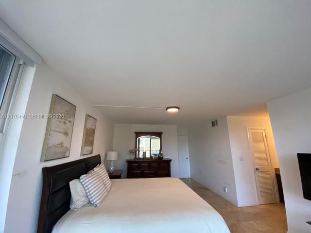2101 S Ocean Drive 501, Hollywood, FL 33019