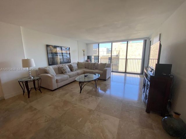 2101 S Ocean Drive 501, Hollywood, FL 33019