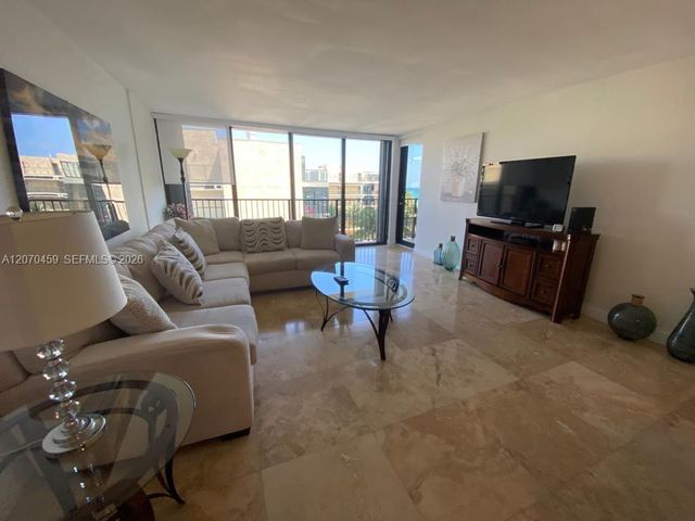 2101 S Ocean Drive 501, Hollywood, FL 33019