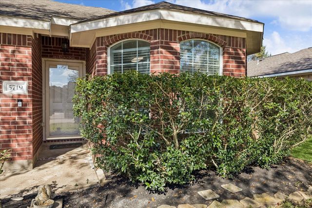 5719 Cochise Drive, Richmond, TX 77469
