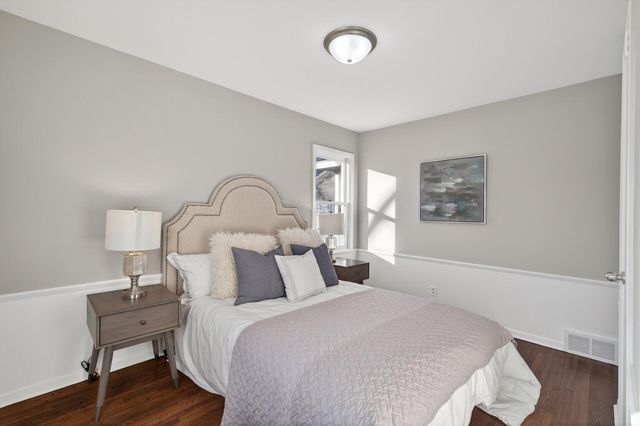 653 109th Avenue NW, Coon Rapids, MN 55448