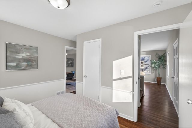 653 109th Avenue NW, Coon Rapids, MN 55448