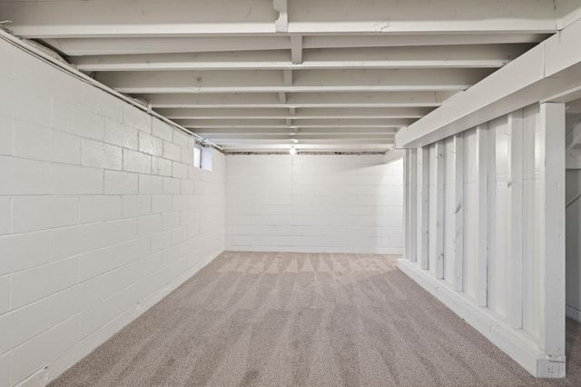 653 109th Avenue NW, Coon Rapids, MN 55448