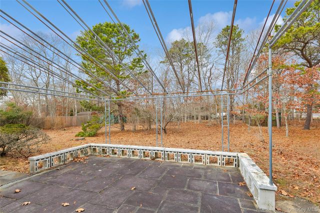 4 E Rampasture Road, Hampton Bays, NY 11946