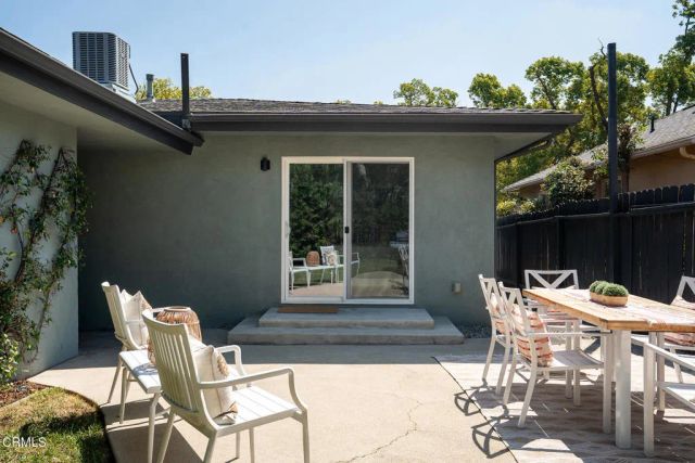 935 S Euclid Avenue, Pasadena, CA 91106