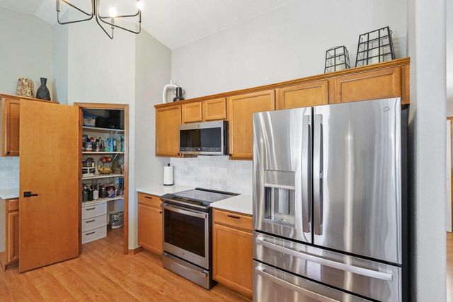 1120 Black Walnut Pass, Johnson Creek, WI 53038
