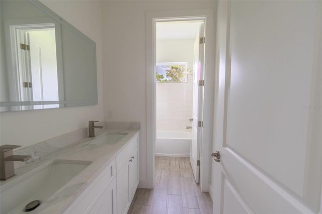 18526 SEAVIEW STREET, Orlando, FL 32833