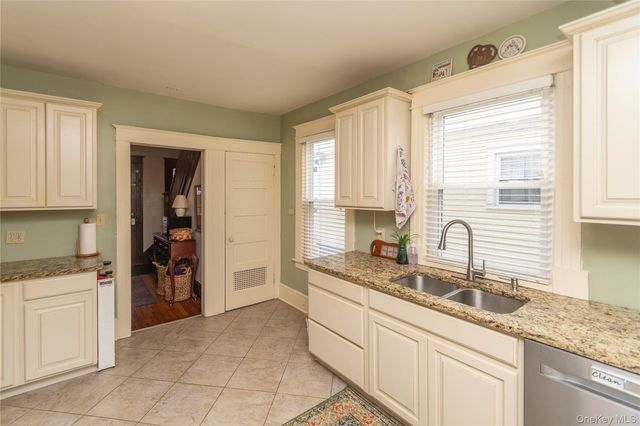 17 Streit Avenue, Poughkeepsie, NY 12603