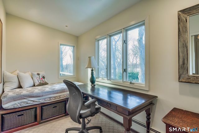 31 Splitrock Road, Norwalk, CT 06854