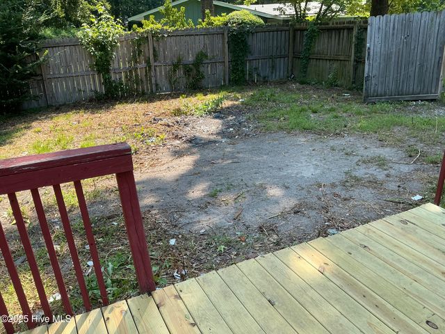 102 Tanglewood Drive, Jacksonville, NC 28540