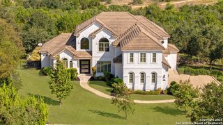2035 Via Vineda, San Antonio, TX 78258