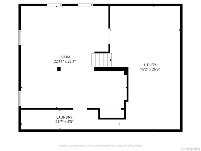 5 Thorpe Lane, East Islip, NY 11730