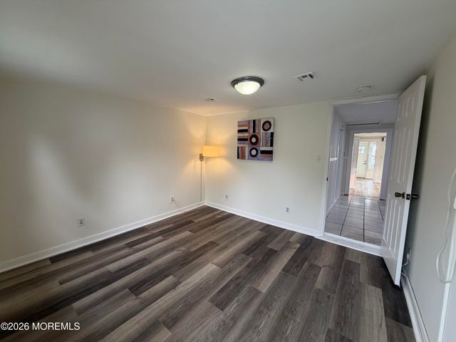 11 Cedar Avenue, North Middletown, NJ 07748