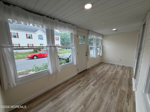 11 Cedar Avenue, North Middletown, NJ 07748