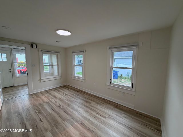 11 Cedar Avenue, North Middletown, NJ 07748