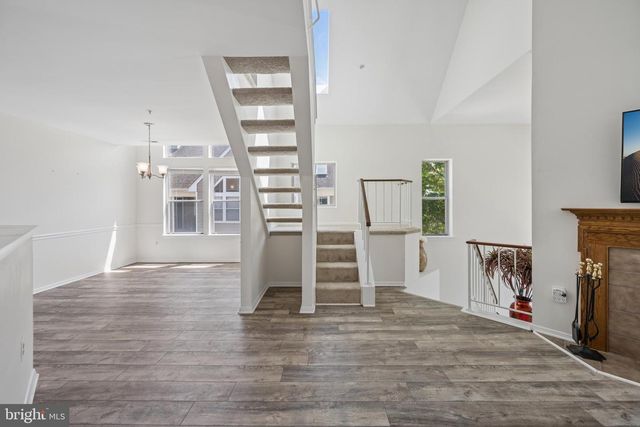 7649 STONY CREEK LN, Ellicott City, MD 21043