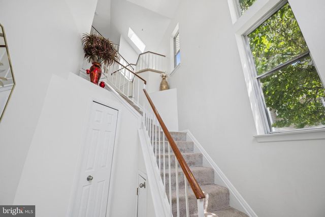 7649 STONY CREEK LN, Ellicott City, MD 21043