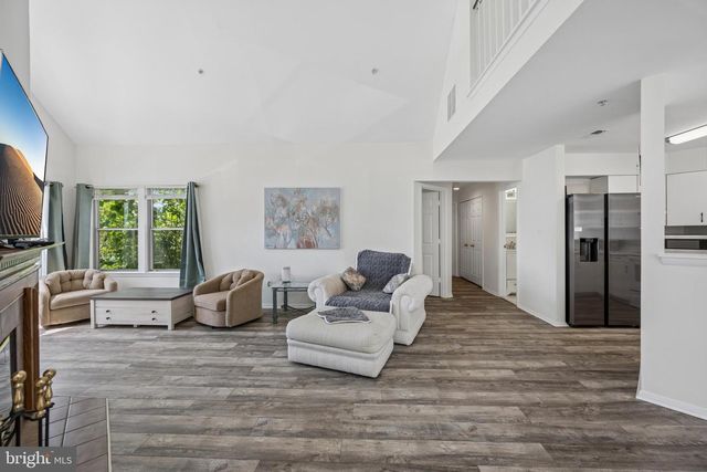 7649 STONY CREEK LN, Ellicott City, MD 21043