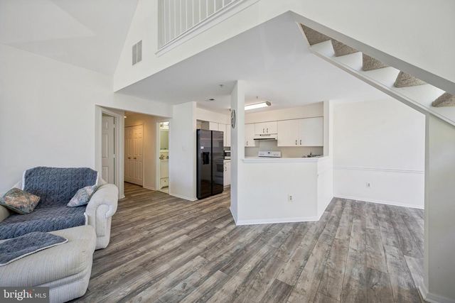 7649 STONY CREEK LN, Ellicott City, MD 21043