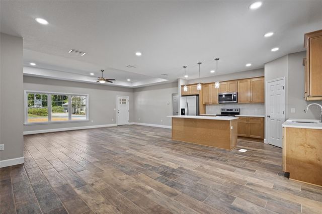 9100 DORIE DRIVE, Trenton, FL 32693