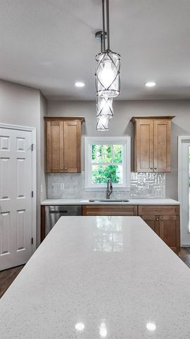 9100 DORIE DRIVE, Trenton, FL 32693