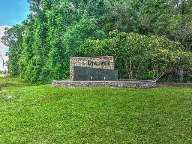 9100 DORIE DRIVE, Trenton, FL 32693