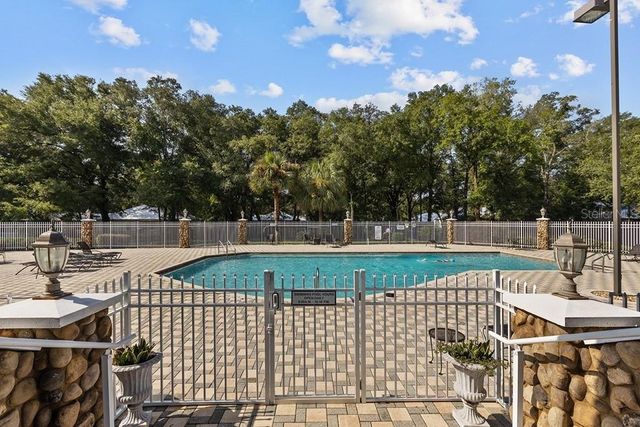 9100 DORIE DRIVE, Trenton, FL 32693