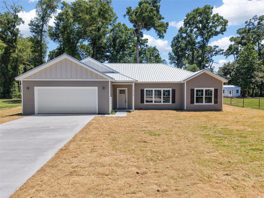 9100 DORIE DRIVE, Trenton, FL 32693