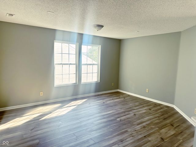 2967 Hearthside Drive, Greenwood, IN 46143